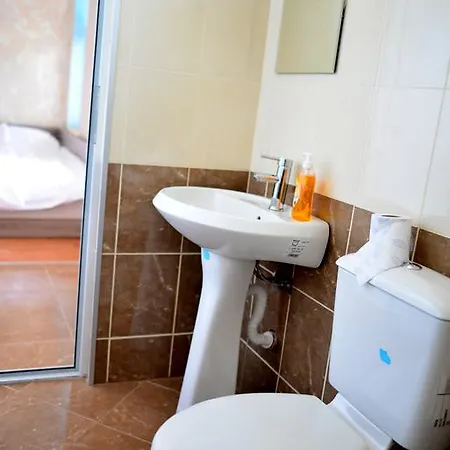 ゲストハウス Avangard