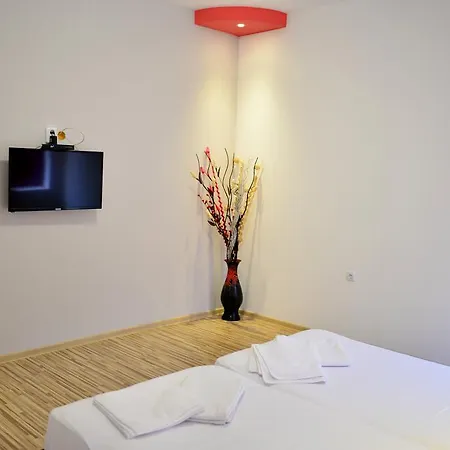 ゲストハウス Avangard